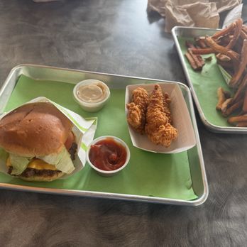 Burger Fi - Burgers Near Me - Leesburg, Virginia