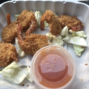 Coconuts Fish Cafe - Seafood Near Me - Kihei, Hawaii