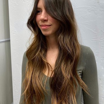 Fellini Salon - Hair Salons Near Me - Carmel, California