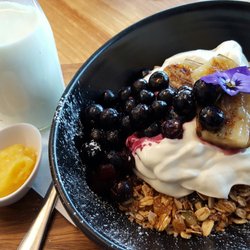The Batch Cafe - Coconut muesli with blueberries and lemon curd