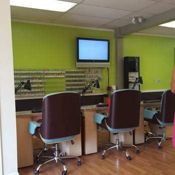 Long Nail Spa - Manicure stations - Nail Salons Near Me - Concord, California Long Nail Spa - Manicure stations - Nail Salons Near Me - Concord, California