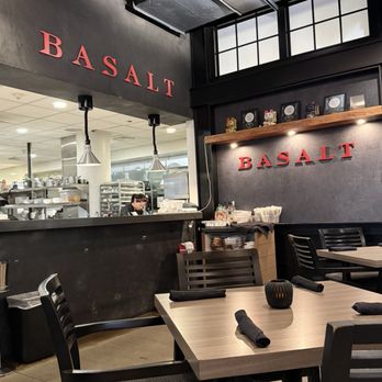 Basalt - New American Near Me - Honolulu, Hawaii