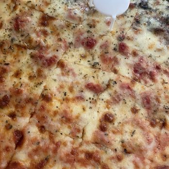 D'Agostino's Pizza and Pub - Thin- Half cheese and half mushroom. - Pizza Near Me - Wheeling, Illinois