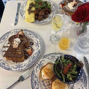 The Bloom Lounge - Breakfast & Brunch Near Me - Plano, Texas