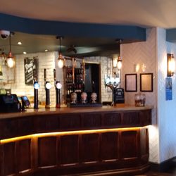 Cat & Lion - Bar