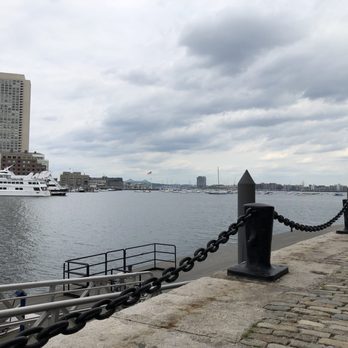 Barking Crab - Seafood Near Me - Boston, Massachusetts