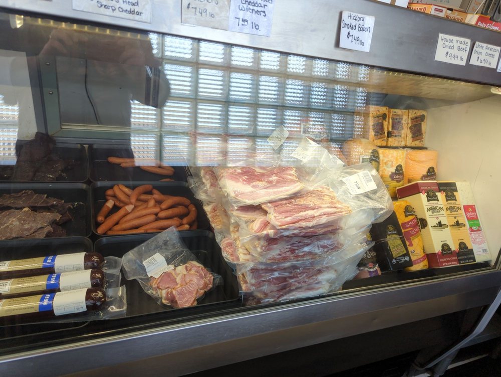 Braham Custom Meat and Retail Logo