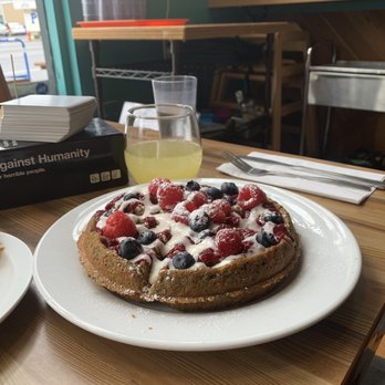 Off The Griddle - Berries n cream waffle - Vegan Near Me - Portland, Oregon