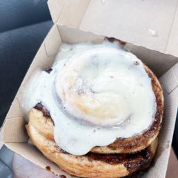 Old Skool (Vanilla frosting) :) Old Skool (Vanilla frosting) :)
