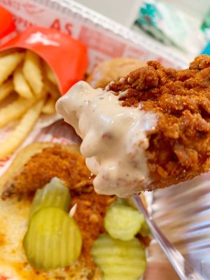 Original Clyde's Hot Chicken by null