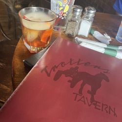 Trotters Tavern - Smoked old fashioned