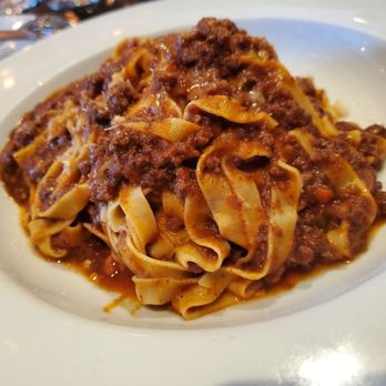 Centanni Italian Restaurant - Beef Ragu very tasty - Italian Near Me - Burbank, California Centanni Italian Restaurant - Beef Ragu very tasty - Italian Near Me - Burbank, California