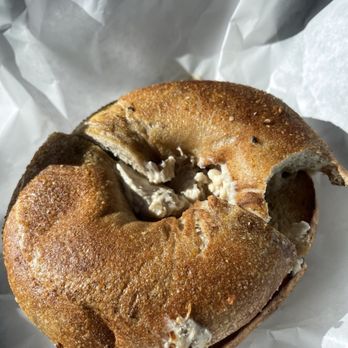 Gipfel Coffee - French toast bagel & maple cream cheese - Coffee Roasteries Near Me - Averill Park, New York