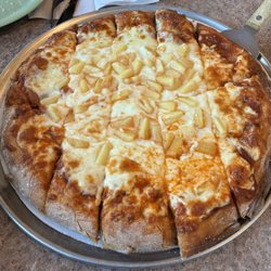 Harris Pizza #5 - small hawaiian pizza well done