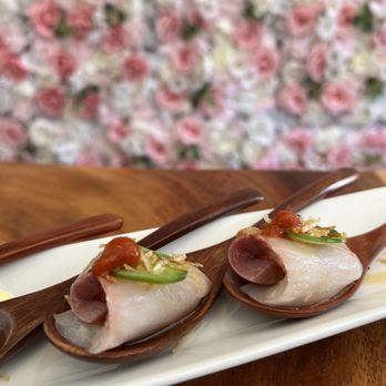 Ganji - Try new restaurant at Japan town , Ganji. Oysters are so fresh and sweet. Hamachi truffle is also yummy :) recommended ! - Japanese Near Me - San Francisco, California