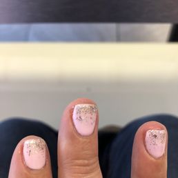 They cut too much on this nail and cut me They cut too much on this nail and cut me
