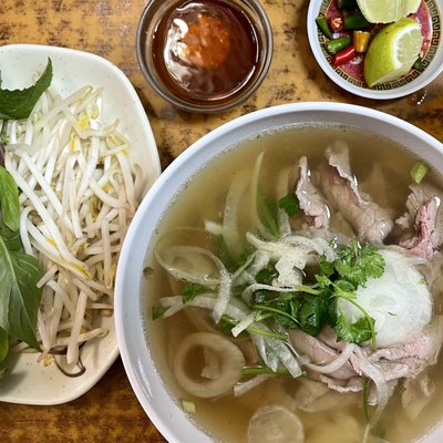 Dong Huong Restaurant by null