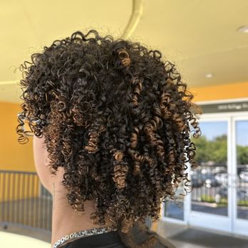 Abstudios - finished curly cut & style total $185
appointment: 4 hours long - Hair Salons Near Me - Brentwood, California Abstudios - finished curly cut & style total $185
appointment: 4 hours long - Hair Salons Near Me - Brentwood, California