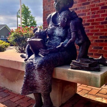 Major Hillard Library - Libraries Near Me - Chesapeake, Virginia