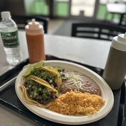 Cilantro Taco Grill - Wheeling - Steak taco dinner plate