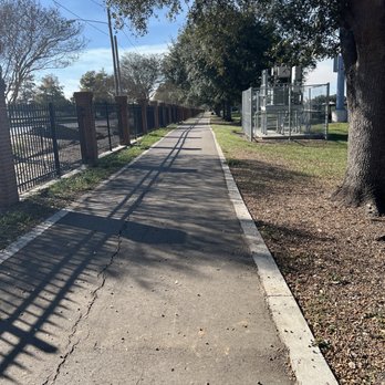 Lafreniere Park - Parks Near Me - Metairie, Louisiana