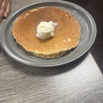 Georgias Restaurant - Pancake - American Near Me - Glendora, California