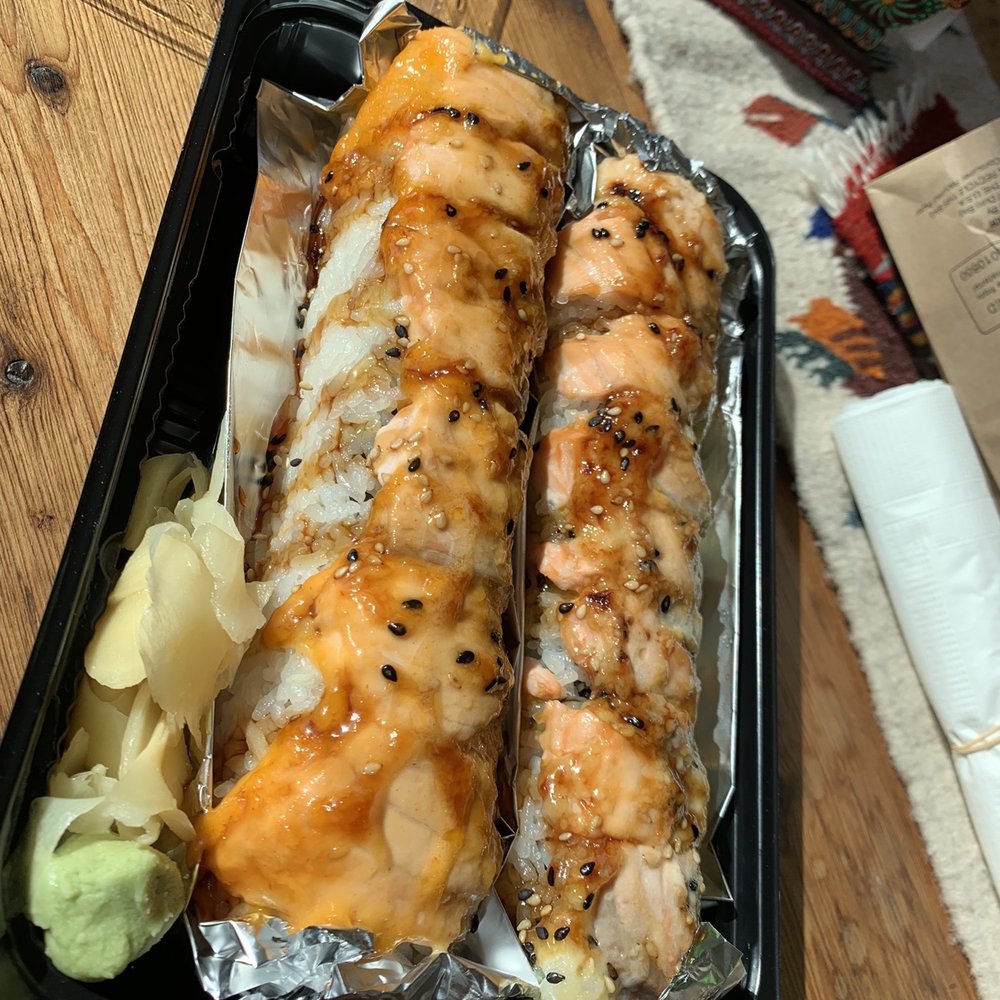 Kaoru Sushi - Lion Queen Roll (left) and Lion King Roll (right) - Japanese Near Me - Richmond, California Kaoru Sushi - Lion Queen Roll (left) and Lion King Roll (right) - Japanese Near Me - Richmond, California