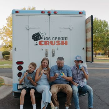 Ice Cream Crush - Family enjoying Ice Cream Bars and Shave Ice. - Food Trucks Near Me