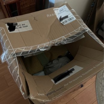 USPS - Didn't even use the tape she made me purchase - Post Offices Near Me - Portland, Oregon USPS - Didn't even use the tape she made me purchase - Post Offices Near Me - Portland, Oregon