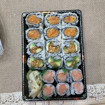 Samurai Buffalo - Smoked Salmon Roll , Peanut Avocado Roll , Tuna Roll - Sushi Bars Near Me - East Amherst, New York