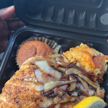 Sundays Eatery - Soul Food Near Me - Miami Gardens, Florida Sundays Eatery - Soul Food Near Me - Miami Gardens, Florida