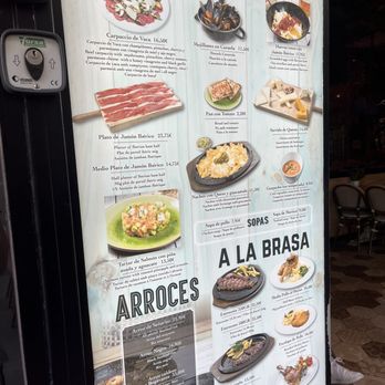 Arrosseria Las Arenas - Being drawn in - Tapas/Small Plates Near Me - Barcelona, B