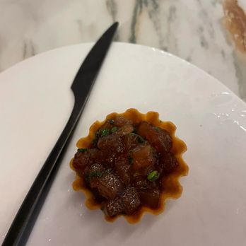 Le Millénaire - Tuna amuse bouche - French Near Me - Reims, 51