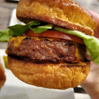 HELLUVA Brewing Company - Nice thick Beyond Burger patty - Brewpubs Near Me - Chandler, Arizona