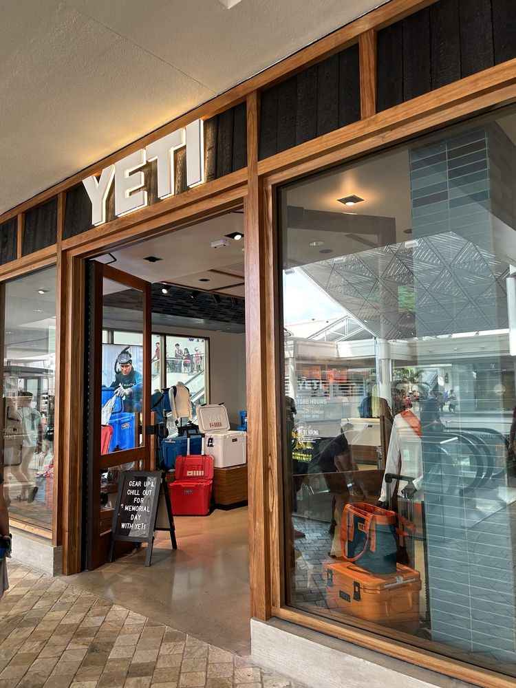 YETI HONOLULU Updated November 2024 106 Photos & 30 Reviews 1450
