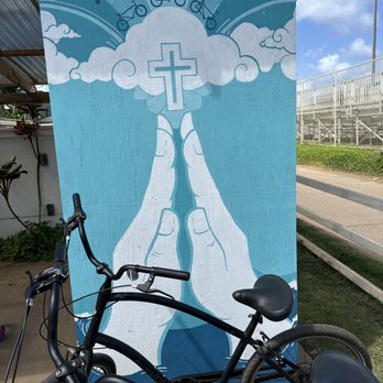 Holoholo Bike Rentals - Sign and bikes - Bike Rentals Near Me - Kapaʻa, Hawaii Holoholo Bike Rentals - Sign and bikes - Bike Rentals Near Me - Kapaʻa, Hawaii