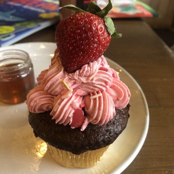 Mediterra Cafe - Cupcake - Cafes Near Me - Sewickley, Pennsylvania Mediterra Cafe - Cupcake - Cafes Near Me - Sewickley, Pennsylvania