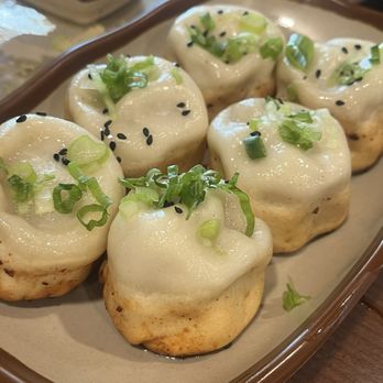 Dumpling U - Pan fried pork buns - Chinese Near Me - Fresno, California Dumpling U - Pan fried pork buns - Chinese Near Me - Fresno, California
