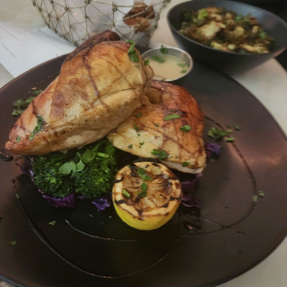 SOCIAL - Roasted chicken - Cocktail Bars Near Me - Birmingham, Alabama SOCIAL - Roasted chicken - Cocktail Bars Near Me - Birmingham, Alabama