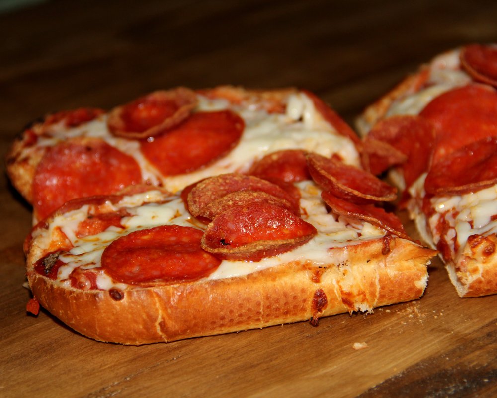 PIZZA WORLD Updated October 2024 10 Photos & 11 Reviews 237