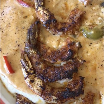 Surf Hut - Shrimp & Grits - Seafood Near Me - Destin, Florida Surf Hut - Shrimp & Grits - Seafood Near Me - Destin, Florida