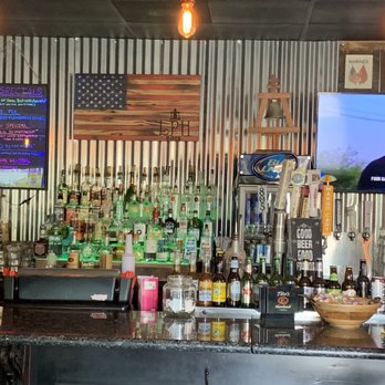 Locals Public House - Bar - Sports Bars Near Me - Riverside, California