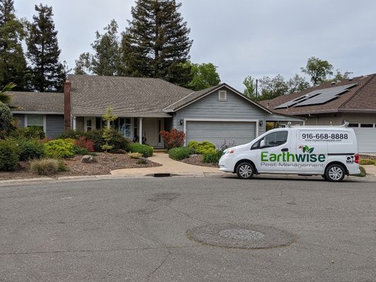 All your Pest Control needs - Earthwise Pest Management is California’s most trusted pest control company, proudly serving our neighbors in the Greater Sacramento area.
Our methods are designed to minimize risk, reduce unnecessary treatments and deliver long-term results you can feel confident about. When pests show up, Earthwise brings unbeatable solutions that simply make sense for your home, your family and the environment.