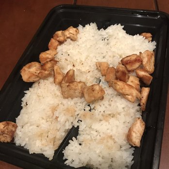 405 Teppanyaki - More rice than chicken . Dry and also lacking flavor . Not worth $30 - Japanese Near Me - Van Nuys, California