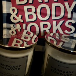 Bath & Body Works - Go to candles: Mahogany Teakwood
