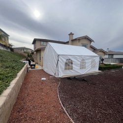 20x20 tent with window and side walls full view