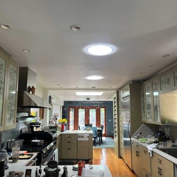 Sunburst Skylights - Our kitchen is so bright now, we no longer need to turn on the lights every time we walk in - General Contractors Near Me - Newbury Park, California Sunburst Skylights - Our kitchen is so bright now, we no longer need to turn on the lights every time we walk in - General Contractors Near Me - Newbury Park, California