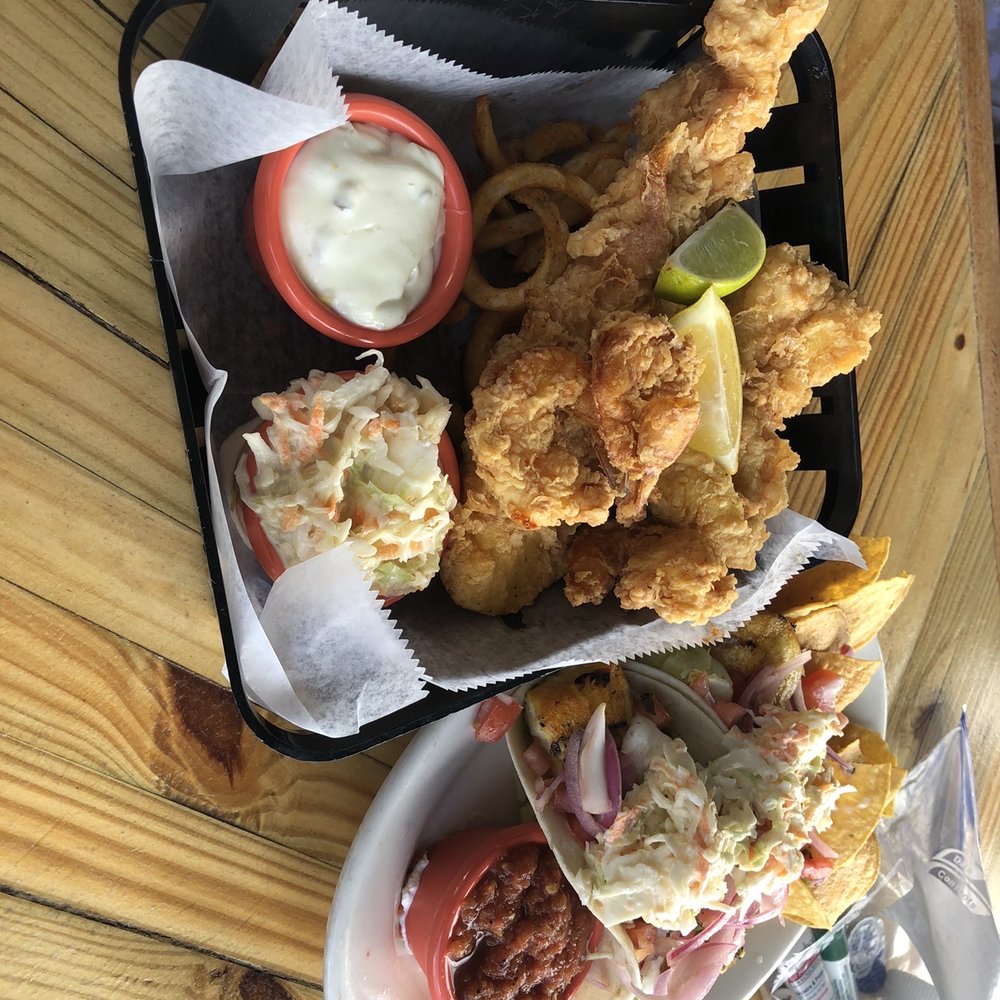 Duffy's - Fried cod (comes with dipping sauce, coleslaw, and fries)  & Mahi mahi tacos - Coffee & Tea Near Me - Vieques, Puerto Rico