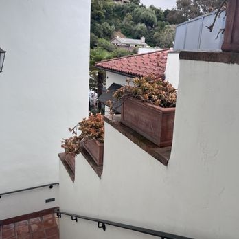 Honor Market - View from upstairs. - Pizza Near Me - Santa Barbara, California