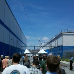 Brooklyn Waterfront Beer Festival - Waiting to get in